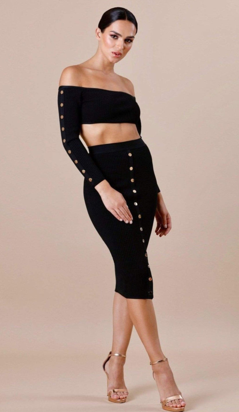 KIRA Ribbed Gold Button Crop Top - GLAMBAE FASHION