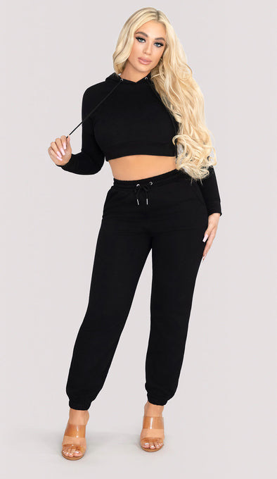 BRYN Cropped Hoodie - Black