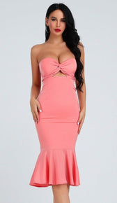 "ARITZIA Strapless Flared Midi Dress - GLAMBAE FASHION