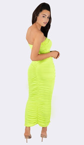 'DAPHNE' Ruched Strapless Maxi Dress - Neon Yellow - GLAMBAE FASHION